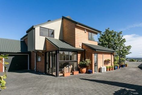 Photo of property in 24b Clyde Road, Bluff Hill, Napier, 4110
