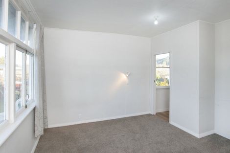 Photo of property in 89 Esplanade, Kaiti, Gisborne, 4010