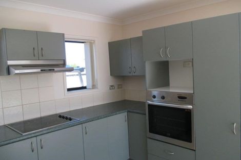 Photo of property in 65 Coolspring Way, Redwood, Christchurch, 8051