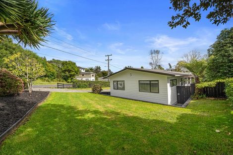 Photo of property in 51 Makiri Street, Helensville, 0800