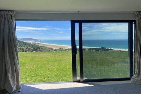 Photo of property in 389 Ocean Beach Road, Ocean Beach, Waimarama, 4294