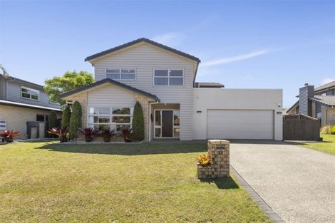 Photo of property in 25 Pine Harbour Parade, Beachlands, Auckland, 2018