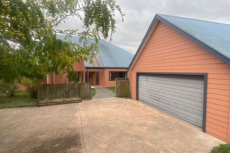 Photo of property in 153 Halcombe Road, Feilding, 4775