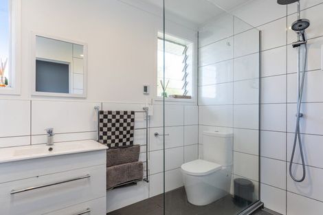 Photo of property in 2 Lynley Crescent, Blenheim, 7201