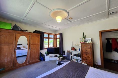 Photo of property in 76 Glenmore Street, Northland, Wellington, 6012