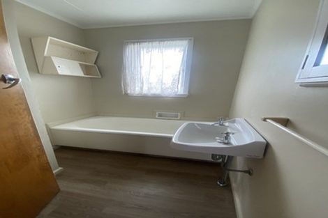 Photo of property in 37 Napier Road, Havelock North, 4130