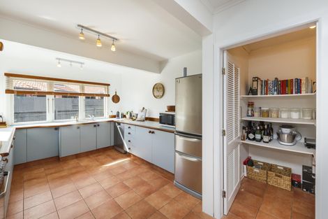 Photo of property in 15 Collingwood Street, Hokowhitu, Palmerston North, 4410