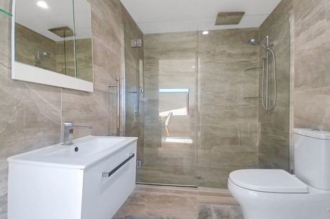 Photo of property in Frank Sargeson Apts, 205/80 Anzac Street, Takapuna, Auckland, 0622