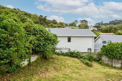 Photo of property in 23 Hollies Crescent, Johnsonville, Wellington, 6037