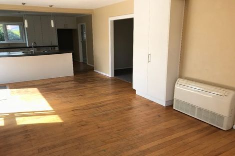 Photo of property in 38b Avonhead Road, Avonhead, Christchurch, 8042