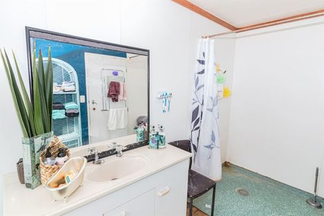 Photo of property in 15 Waitote Street, Castlecliff, Whanganui, 4501