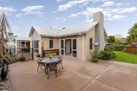 Photo of property in 1 Dove Place, Pyes Pa, Tauranga, 3112