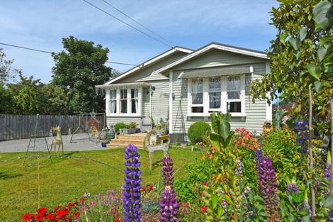 Photo of property in 29 Cambridge Terrace, Masterton, 5810