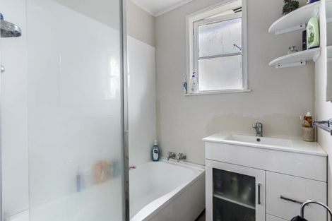 Photo of property in 47 Arimu Road, Papakura, 2110