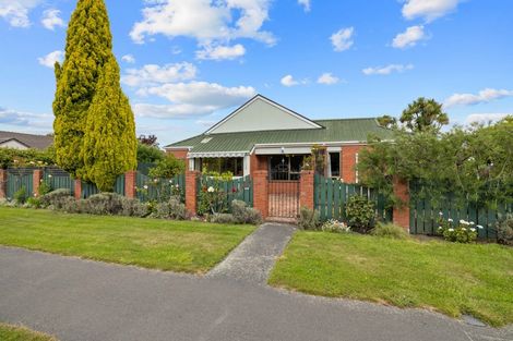 Photo of property in 1/47 Memorial Avenue, Ilam, Christchurch, 8053