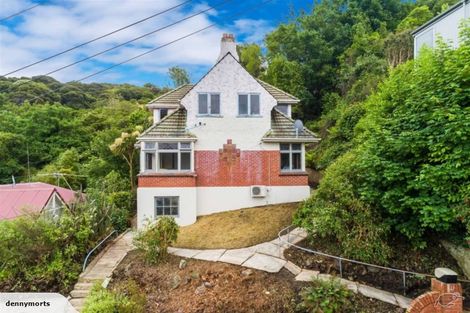 Photo of property in 122 Queen Street, North Dunedin, Dunedin, 9016