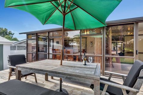 Photo of property in 25 Kettle Avenue, Awapuni, Palmerston North, 4412