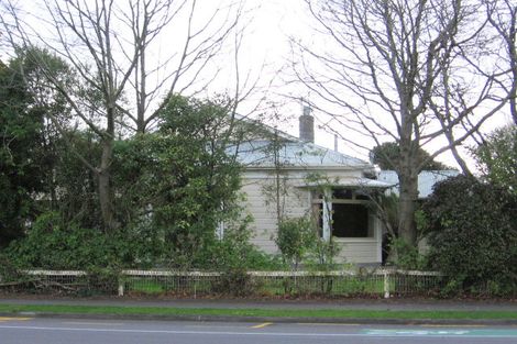 Photo of property in 377 College Street, Hokowhitu, Palmerston North, 4410