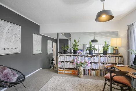 Photo of property in 76 Khandallah Road, Ngaio, Wellington, 6035