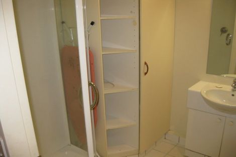 Photo of property in Terrace Tower Apartments, 6b/126 The Terrace, Wellington Central, Wellington, 6011