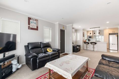 Photo of property in 51 Tribute Loop, Takanini, 2112