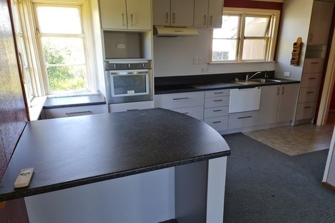 Photo of property in 32 Luff Place, Westport, 7825