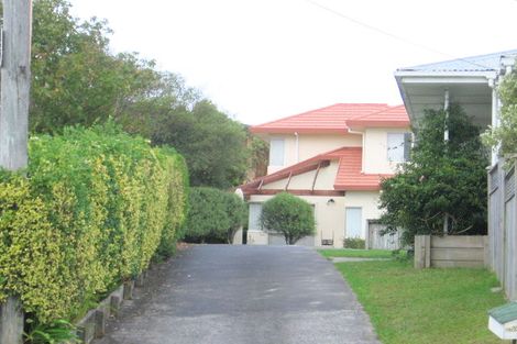 Photo of property in 2/4 Spencer Road, Pinehill, Auckland, 0632