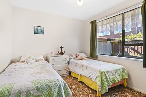 Photo of property in 1/40 Ambleside Drive, Burnside, Christchurch, 8053