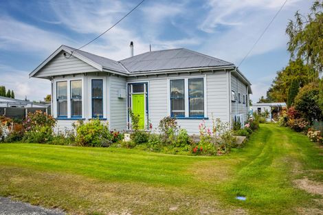 Photo of property in 32 Augustine Street, Waimate, 7924