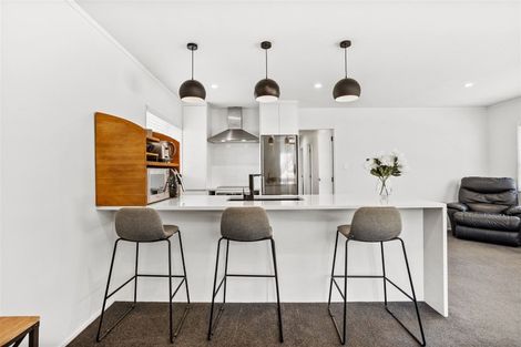 Photo of property in 25a Wallace Road, Ranui, Auckland, 0612