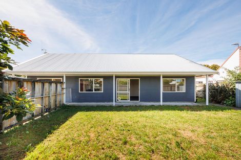 Photo of property in 23a Dorset Crescent, Hokowhitu, Palmerston North, 4410