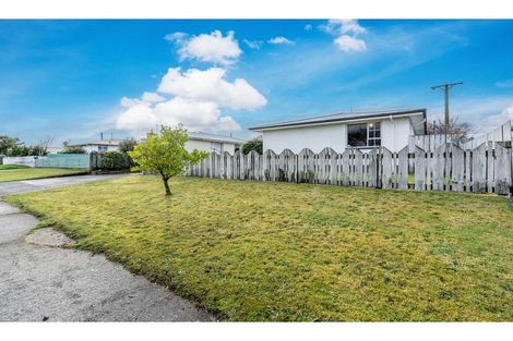 Photo of property in 22 Dunbeath Crescent, Kew, Invercargill, 9812