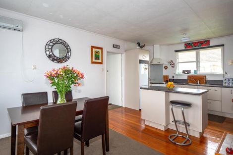 Photo of property in 39 Main Road, Pleasant Point, 7903