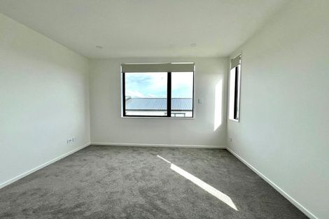 Photo of property in 13a Matterhorn Crescent, Northpark, Auckland, 2013