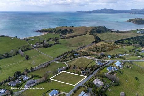 Photo of property in 24 Taipa View Road, Taipa, 0483