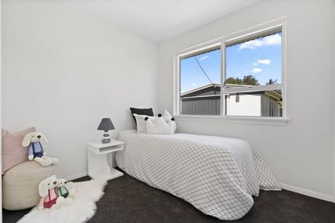 Photo of property in 84 Farquhars Road, Redwood, Christchurch, 8051