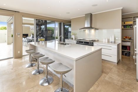 Photo of property in 5 Te Akau Crescent, Bucklands Beach, Auckland, 2012