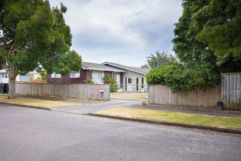 Photo of property in 3 Kebbell Avenue, Levin, 5510