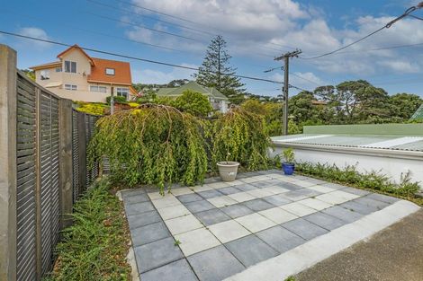 Photo of property in 3/78 Clyde Street, Island Bay, Wellington, 6023