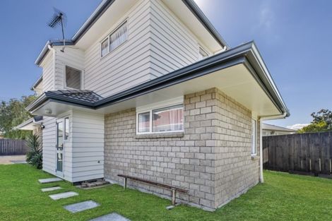 Photo of property in 20a Sutton Crescent, Papakura, 2110