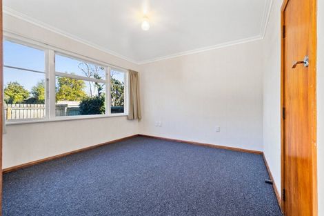 Photo of property in 75 Pahiatua Street, Hokowhitu, Palmerston North, 4410