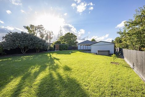 Photo of property in 4 Bethells Road, Waitakere, Auckland, 0816