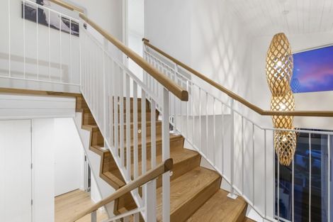 Photo of property in 9 Commodore Parry Road, Castor Bay, Auckland, 0620