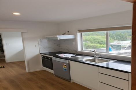 Photo of property in 65 Konini Road, Titirangi, Auckland, 0604