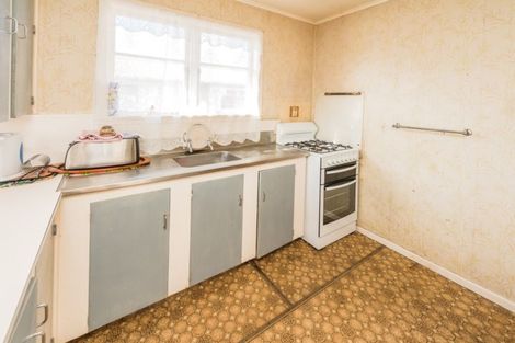 Photo of property in 34 Titoki Street, Castlecliff, Whanganui, 4501