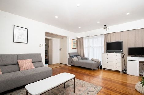 Photo of property in 74 Forest Hill Road, Henderson, Auckland, 0612