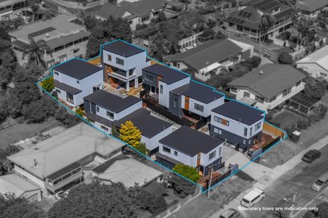 Photo of property in 1/12 Manuwai Road, Torbay, Auckland, 0630