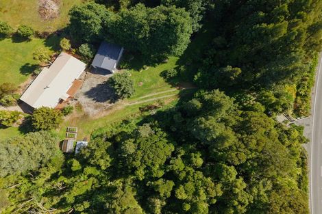 Photo of property in 4589 Karamea Highway, Karamea, 7893