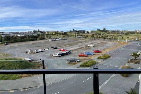 Photo of property in 323/3 Kaipiho Lane, Albany, Auckland, 0632