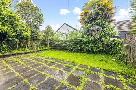 Photo of property in 90a Beaumonts Way, Manurewa, Auckland, 2102